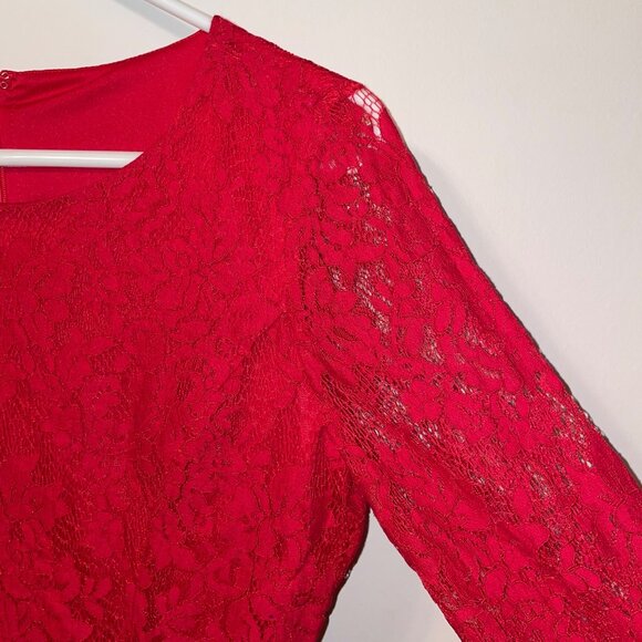 Covington Red Lace 3/4 Sleeve Petite Dress With Floral Pattern & Zipper Closure - Picture 2 of 8